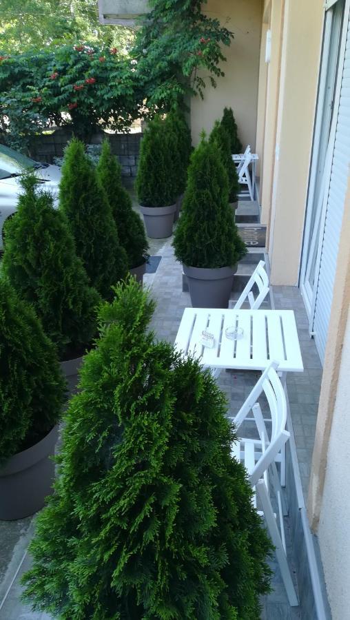 M4U Apartments Ni Εξωτερικό φωτογραφία