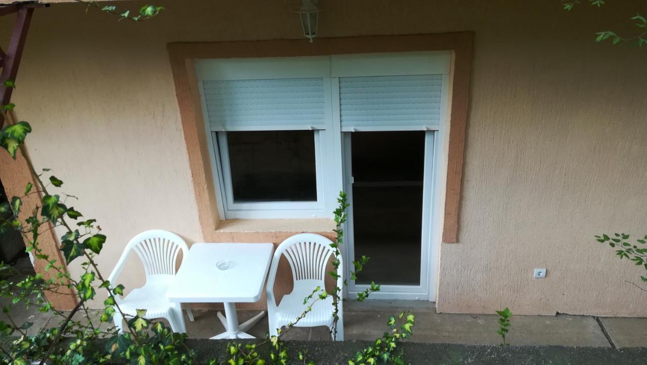 M4U Apartments Ni Εξωτερικό φωτογραφία