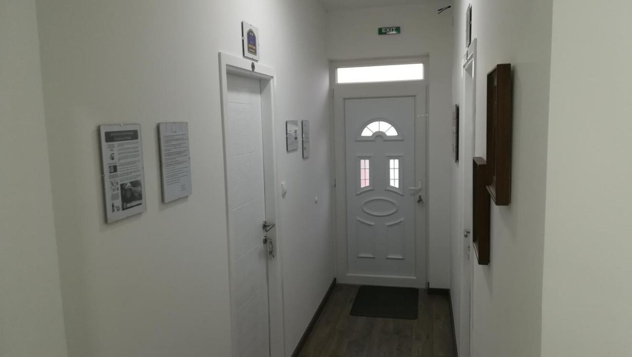 M4U Apartments Ni Εξωτερικό φωτογραφία