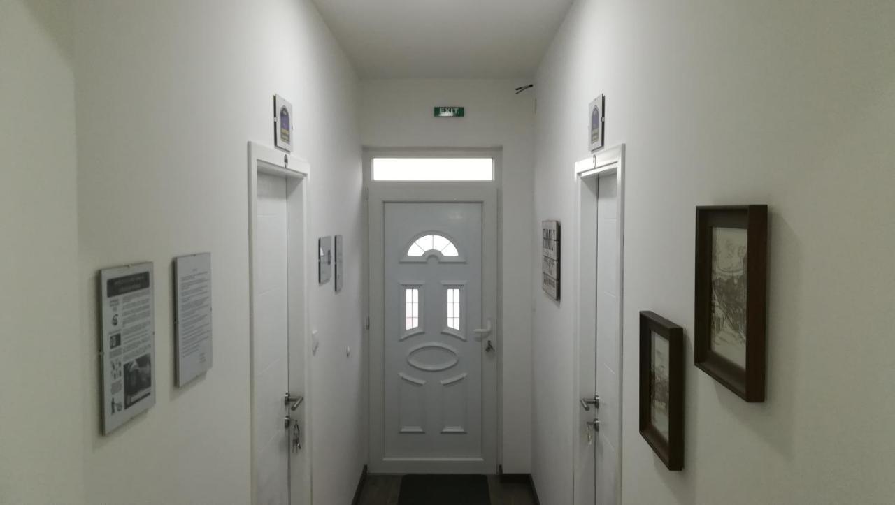 M4U Apartments Ni Εξωτερικό φωτογραφία