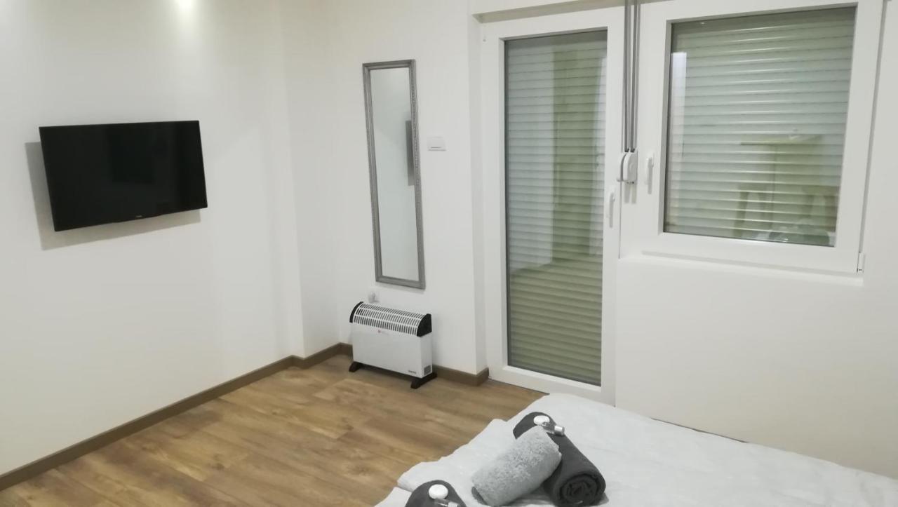 M4U Apartments Ni Εξωτερικό φωτογραφία