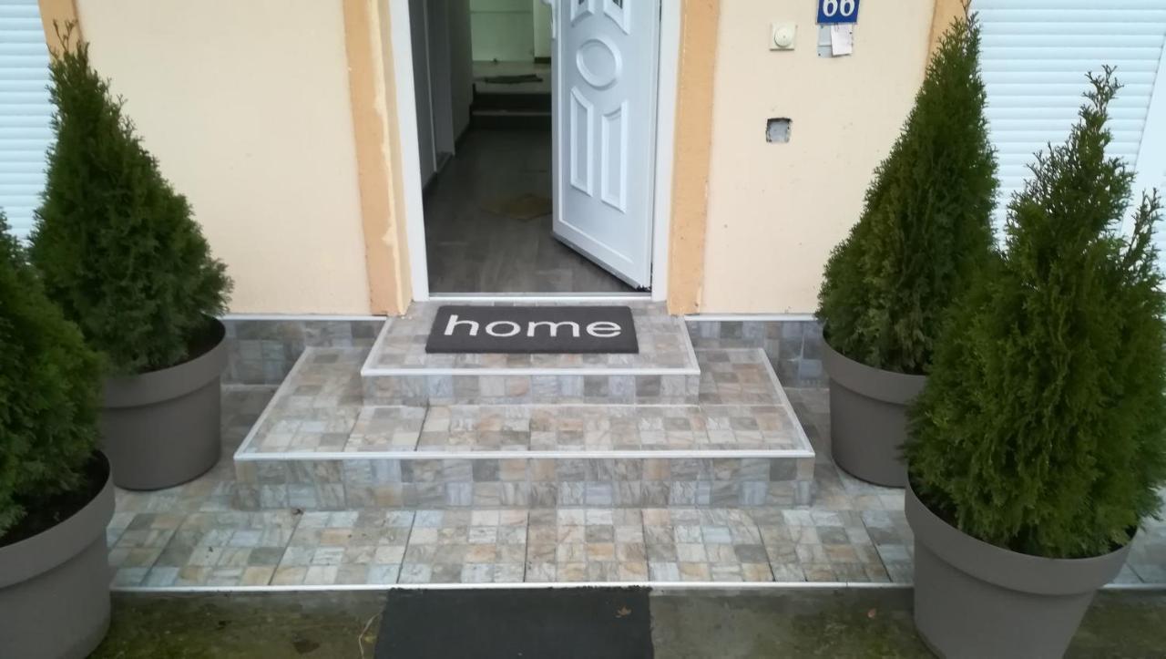 M4U Apartments Ni Εξωτερικό φωτογραφία