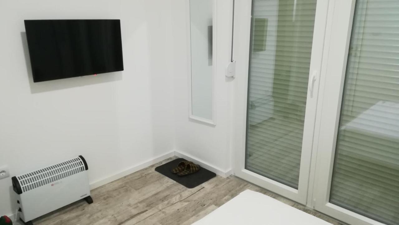 M4U Apartments Ni Εξωτερικό φωτογραφία