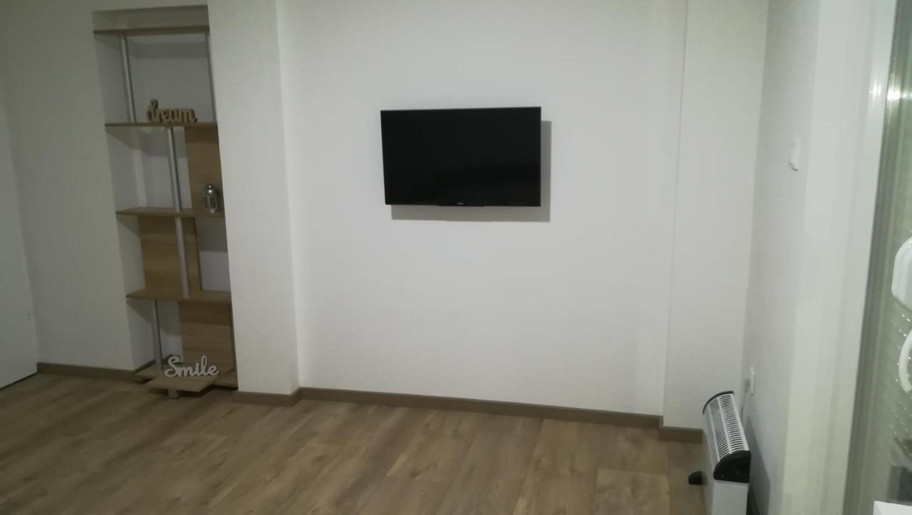 M4U Apartments Ni Εξωτερικό φωτογραφία