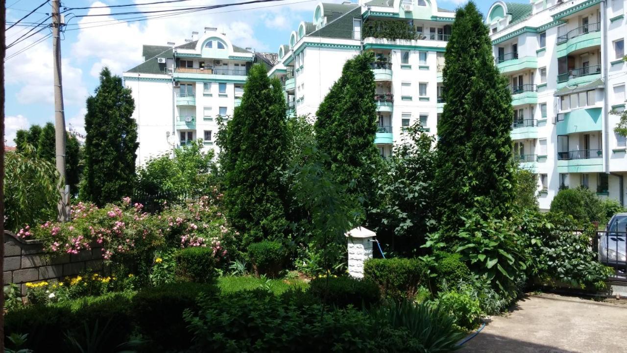 M4U Apartments Ni Εξωτερικό φωτογραφία